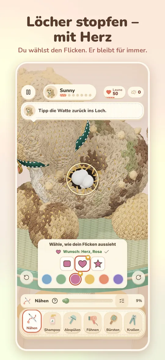 Ein Loch im Wollfell wird gestopft; für den Flicken wählst du Form und Farbe.